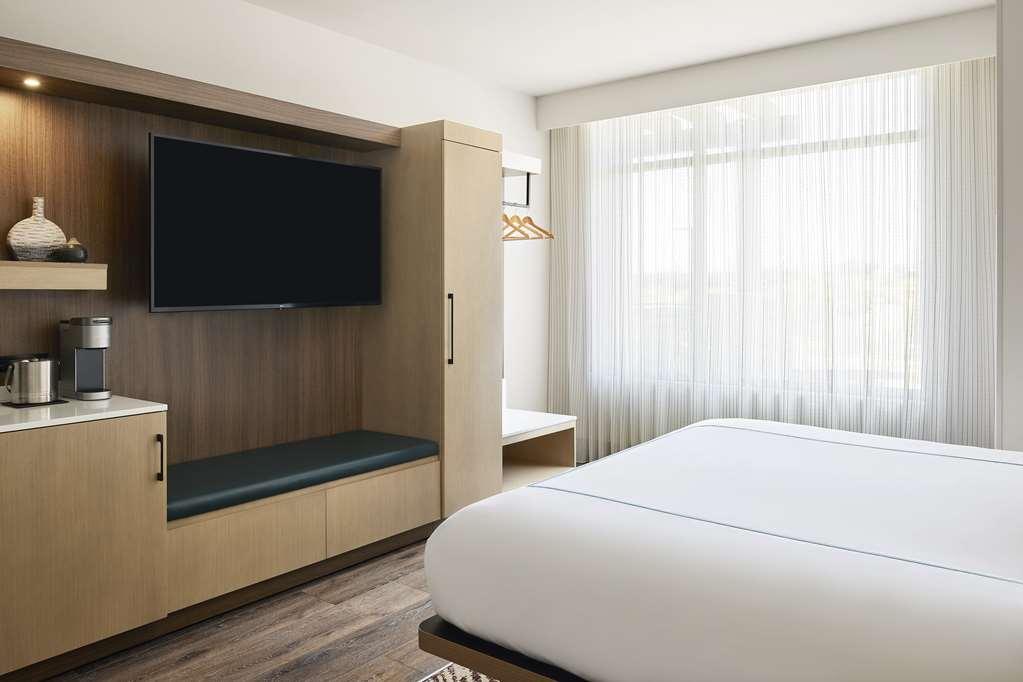 The Eddy Hotel Tucson, Tapestry Collection By Hilton Номер фото